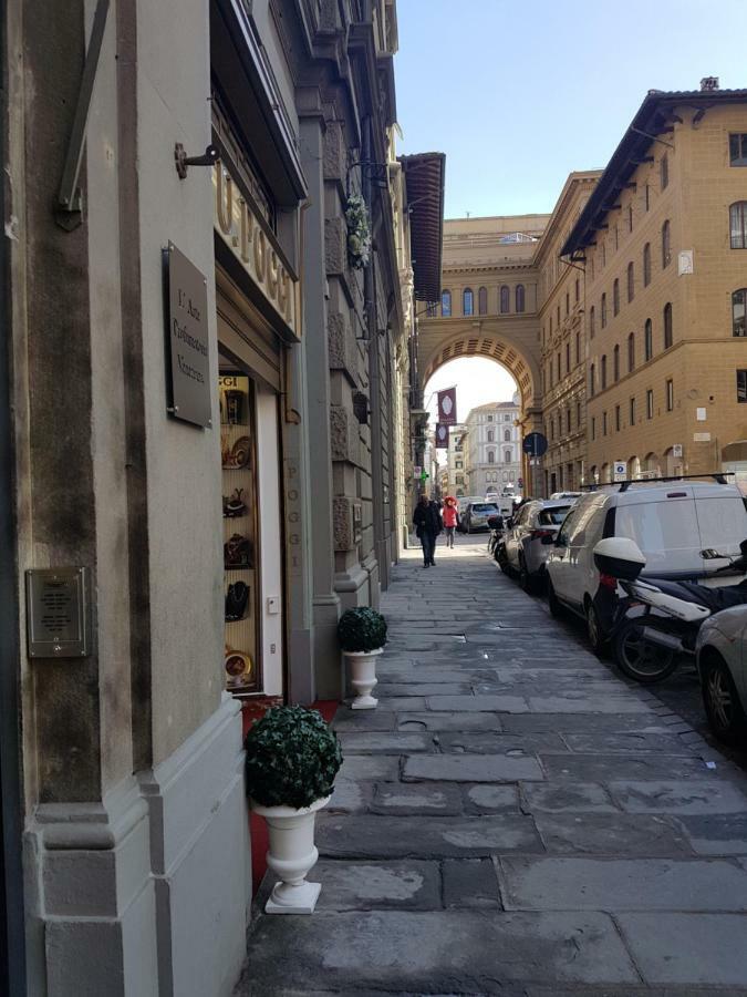 Duomo Luxury Apartment "Palazzo Del Re" Florence Exterior photo